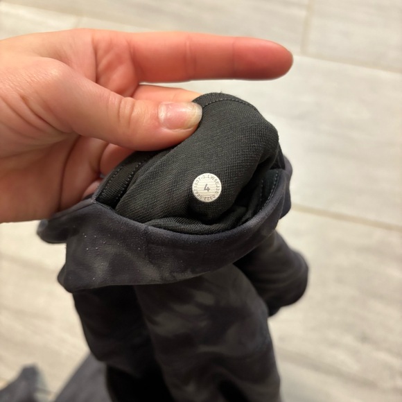 Lululemon Align High-Rise Leggings with Pockets - Picture 5 of 6